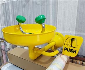 Long khánh Bồn rửa mắt khẩn cấp gắn tường WJH0759B