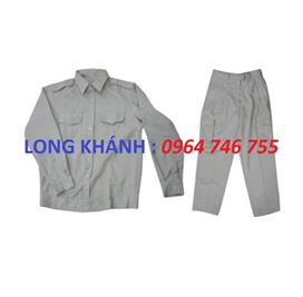 Cty Long Khánh Quần áo màu ghi thường